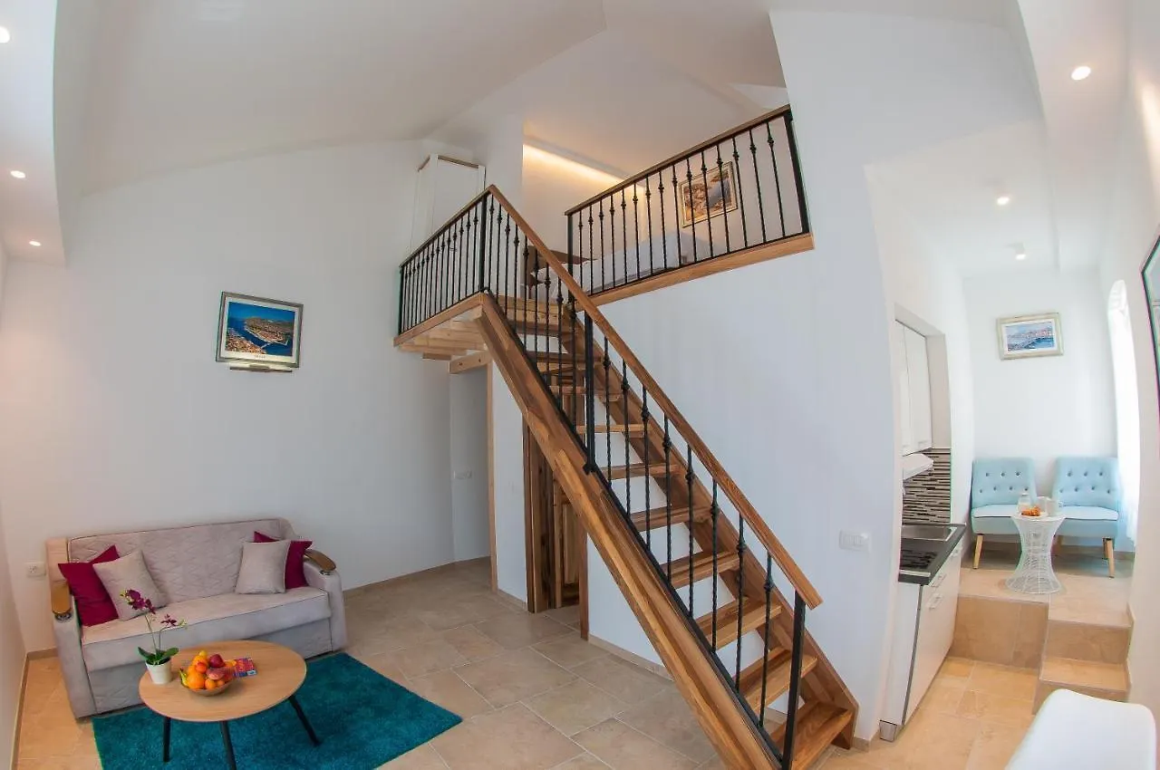Bazzar Apartments Trogir