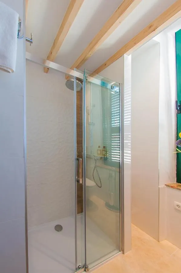 Bazzar Apartments Τρογκίρ 0*,  Κροατία